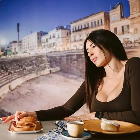 "Il Vecchio Salone" Appartamento In Pieno Centro Con Garage Privato Λέτσε Εξωτερικό φωτογραφία