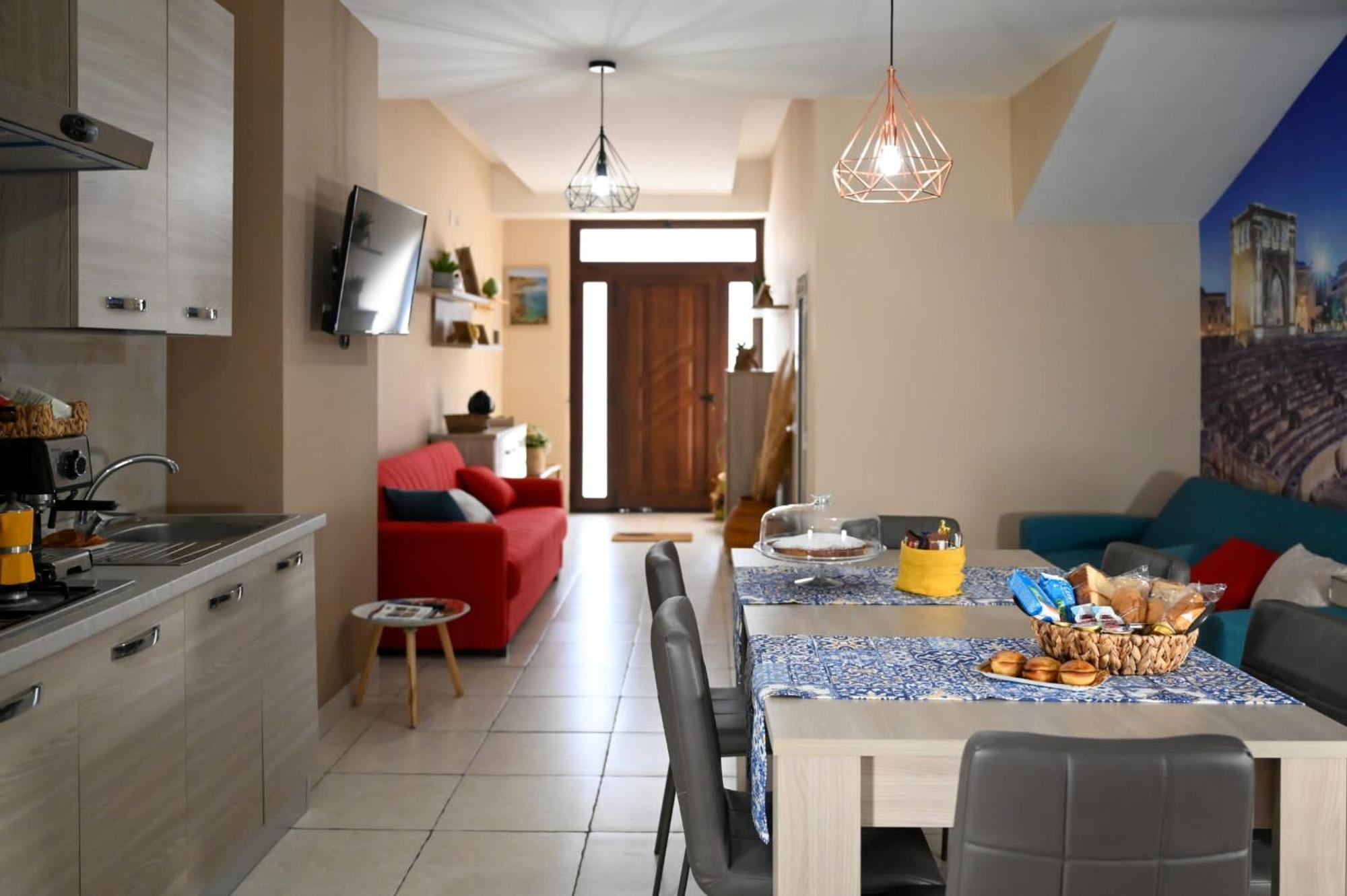 "Il Vecchio Salone" Appartamento In Pieno Centro Con Garage Privato Λέτσε Εξωτερικό φωτογραφία